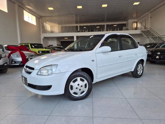 CHEVROLET CLASSIC 1.0 MPFI LS 8V FLEX 4P MANUAL CHEVROLET CLASSIC 1.0 MPFI LS 8V FLEX 4P MANUAL